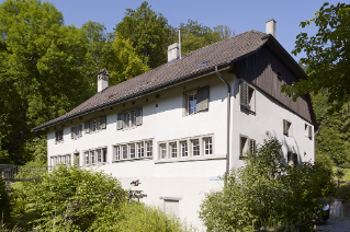 Reiheneinfamilienhaus Friesenbergstrasse, Süd-West Ansicht (© Ariel Huber, Zürich)